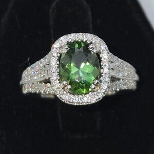 14K White Gold 2 CT Green Garnet & Diamond Ring